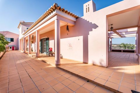 Villa i Estombar, Faro, Estombar - € 1.600.000 | Ref: KAT52 - foto 47