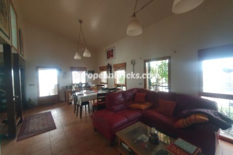 Villa a Beniganim, Valencia, Beniganim - € 189.950 | Ref: EB15147 - foto 4