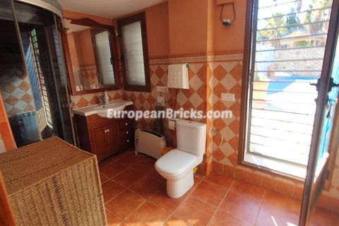 Villa a Canals, Valencia, Canals - € 349.000 | Ref: EB15164 - foto 24