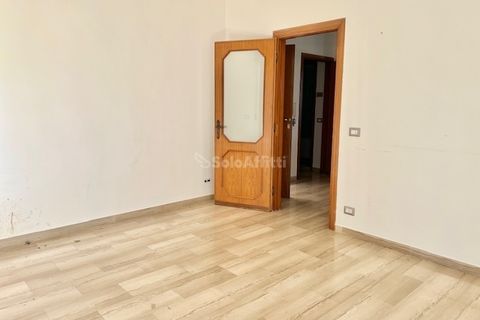 Apartament a Bari, Bari, Bari - € 700/mes | Ref: A02476 - foto 6