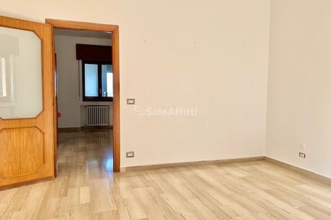 Apartament a Bari, Bari, Bari - € 700/mes | Ref: A02476 - foto 7