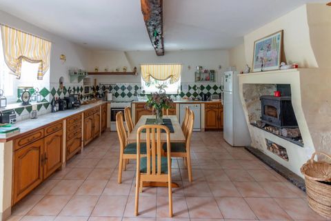 Villa i Jonzac, Charente-Maritime, Jonzac - € 350.000 | Ref: BVI69452 - foto 5