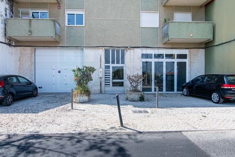 Garage i Alverca do Ribatejo, Lisbon, Alverca do Ribatejo - € 380.000 | Ref: GAR_4047 - foto 2