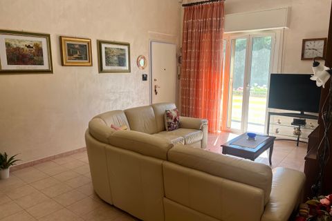 Lejlighed i Taggia, Imperia, Taggia - € 270.000 | Ref: Q243 - foto 2