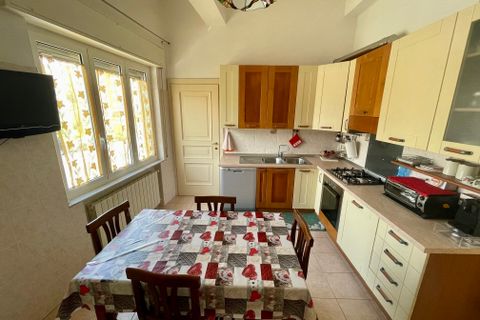 Lejlighed i Taggia, Imperia, Taggia - € 270.000 | Ref: Q243 - foto 6