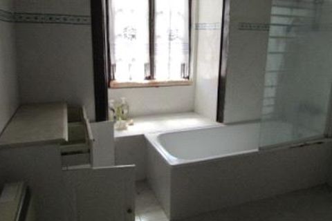 Villa a Abrunheira, Lisbon, Abrunheira - € 180.000 | Ref: 303001174 - foto 12