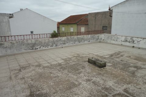 Villa a Abrunheira, Lisbon, Abrunheira - € 180.000 | Ref: 303001174 - foto 19