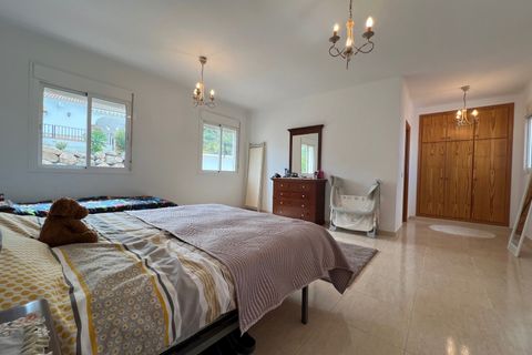 Villa i Alcaucin, Malaga, Alcaucin - € 360.000 | Ref: IRE2530 - foto 16