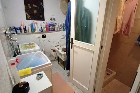 Villa i Sanremo, Imperia, Sanremo - € 350.000 | Ref: v 300 a - foto 32