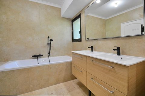 Villa i Valbonne, Alpes-Maritimes, Valbonne - € 1.750.000 | Ref: 16011 - foto 21
