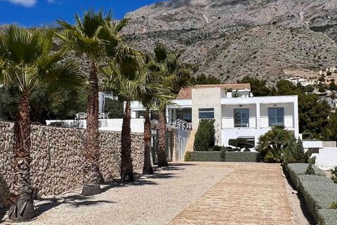 Villa i Altea, Alicante, Altea - € 1.390.000 | Ref: FALC-SvHa-51458 - foto 1