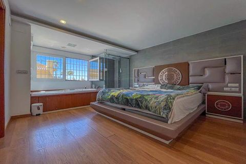 Villa i Benidorm, Alicante, Benidorm - € 1.150.000 | Ref: LUX4258 - foto 26