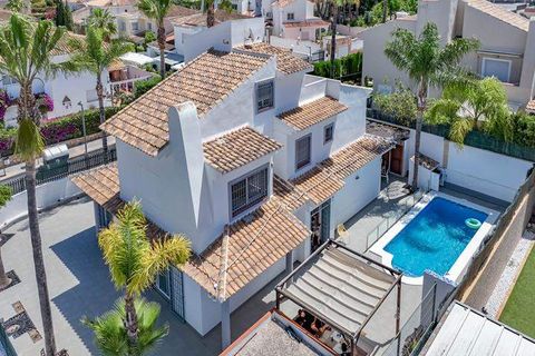 Villa i Benidorm, Alicante, Benidorm - € 1.150.000 | Ref: LUX4258 - foto 36