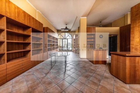 Erhvervsejendom i Desio, Monza and Brianza, Desio - € 110.000 | Ref: Ser008 - foto 2