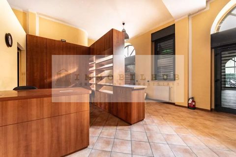 Erhvervsejendom i Desio, Monza and Brianza, Desio - € 110.000 | Ref: Ser008 - foto 10