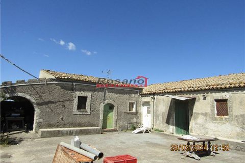 Villa i Catania, Catania, Catania - € 100.000 | Ref: 2551 - foto 1
