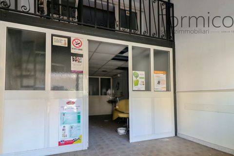 Erhvervsejendom i Naples, Naples, Naples - € 55.000 | Ref: 15965 - foto 2