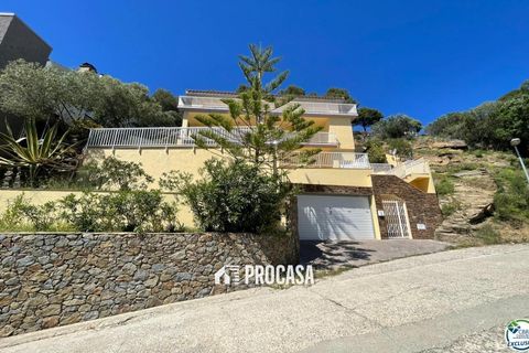 Villa a Roses, Gerona, Roses - € 750.000 | Ref: 3298 - foto 7