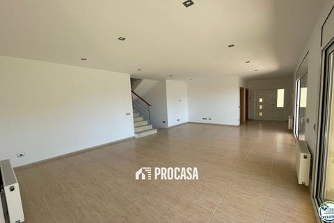 Villa a Roses, Gerona, Roses - € 750.000 | Ref: 3298 - foto 35