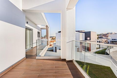 Villa i Almada, Setubal, Almada - € 880.000 | Ref: 120230241 - foto 17