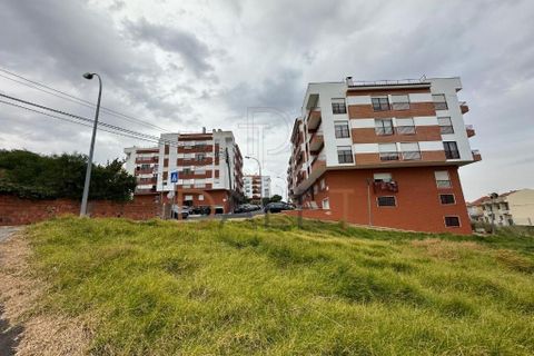Helårsgrund i Amadora, Lisbon, Amadora - € 85.000 | Ref: DALET197DM - foto 17