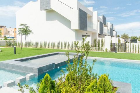 Bungalou a Torrevieja, Alicante, Torrevieja - € 289.900 | Ref: 01-82752 - foto 48