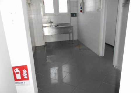 Erhvervsejendom i Comacchio, Ferrara, Comacchio - € 105.000 | Ref: NEGOZIO LEOPARDI - foto 14