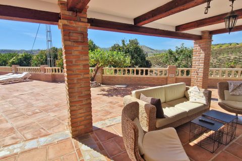 Landejendom i Velez Malaga, Malaga, Velez Malaga - € 695.000 | Ref: AX1318 - foto 4