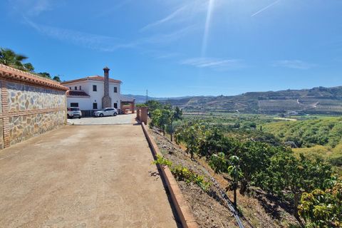 Landejendom i Velez Malaga, Malaga, Velez Malaga - € 695.000 | Ref: AX1318 - foto 12
