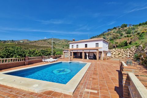 Landejendom i Velez Malaga, Malaga, Velez Malaga - € 695.000 | Ref: AX1318 - foto 1