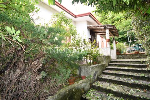 Villa a Comano, Massa and Carrara, Comano - € 135.000 | Ref: 001395 - foto 6