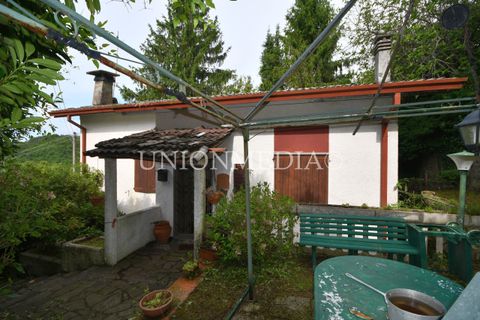 Villa a Comano, Massa and Carrara, Comano - € 135.000 | Ref: 001395 - foto 8