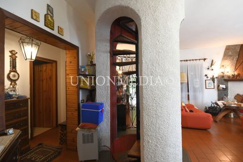 Villa a Comano, Massa and Carrara, Comano - € 135.000 | Ref: 001395 - foto 13