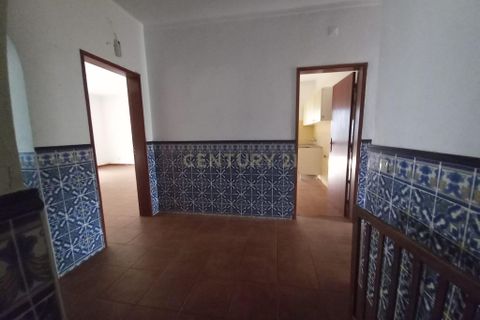 Villa i Lisbon, Lisbon, Lisbon - € 150.000 | Ref: C0284-00806 - foto 3