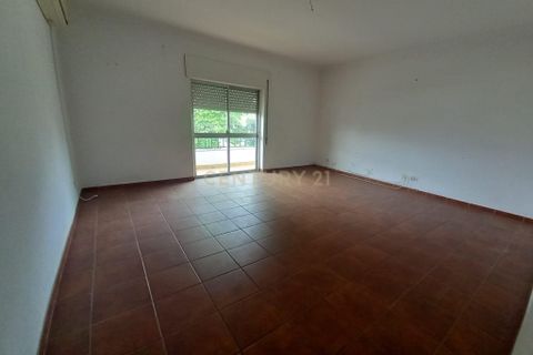 Villa i Lisbon, Lisbon, Lisbon - € 150.000 | Ref: C0284-00806 - foto 5
