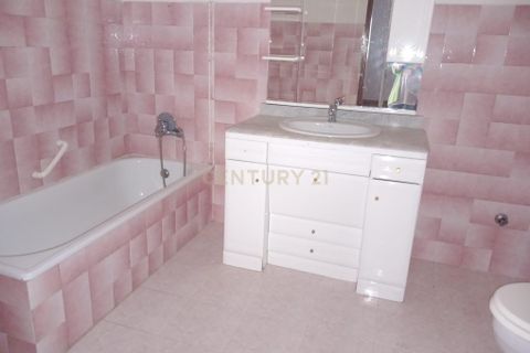 Villa i Lisbon, Lisbon, Lisbon - € 150.000 | Ref: C0284-00806 - foto 12