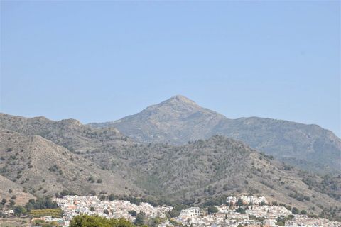 Villa i Nerja, Malaga, Nerja - € 630.000 | Ref: 10781-AF4135 - foto 4