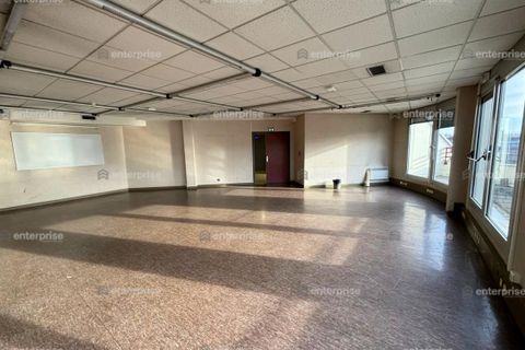 Erhvervsejendom i Amiens, Somme, Amiens - € 900.000 | Ref: 22832 - foto 7