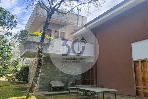 Villa i Arezzo, Arezzo, Arezzo - € 550.000 | Ref: V0764CD - foto 1