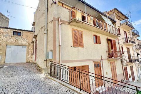 Villa a Chiusa Sclafani, Palermo, Chiusa Sclafani - € 55.000 | Ref: 8682RV99238 - foto 2