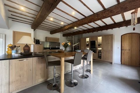 Villa en Arles, Bouches-du-Rhone, Arles - € 1.100.000 | Ref: HH-15433584 - photo 11