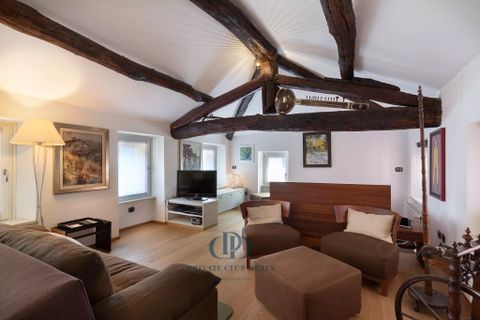 Landejendom i Brienno, Como, Brienno - € 750.000 | Ref: 84432680 - foto 1