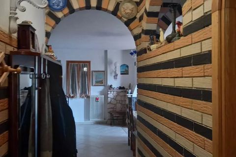 Villa a Dolceacqua, Imperia, Dolceacqua - € 650.000 | Ref: 85043607 - foto 17