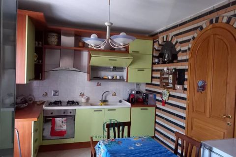 Villa a Dolceacqua, Imperia, Dolceacqua - € 650.000 | Ref: 85043607 - foto 18