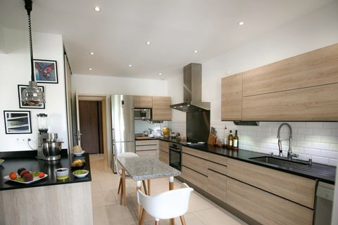 Villa i Uzes, Gard, Uzes - € 1.484.000 | Ref: HH-15439921 - foto 10