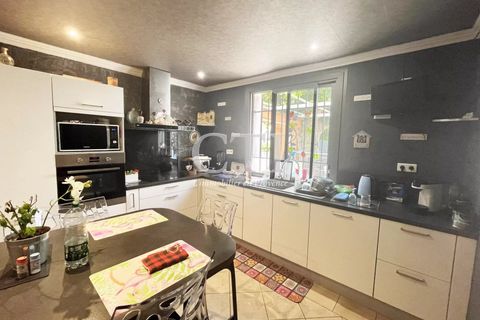 Villa a Violès, Vaucluse, Violès - € 562.000 | Ref: 210 - foto 12