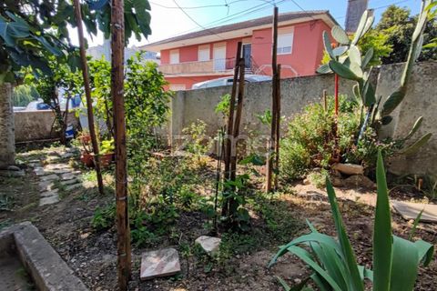 Villa i Odivelas, Lisbon, Odivelas - € 210.000 | Ref: ZMPT558278 - foto 24