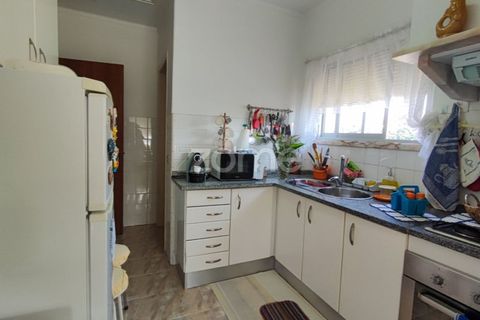 Villa in Odivelas, Lisbon, Odivelas - € 210.000 | Ref: ZMPT558278 - foto 4
