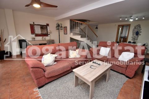 Rækkehus i Burriana, Castellon, Burriana - € 350.000 | Ref: 112FOR350.O0-D/3716 - foto 1