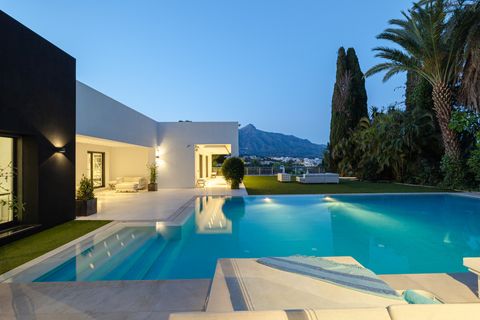 Villa a Marbella, Malaga, Marbella - € 3.950.000 | Ref: PANR-15069 - foto 25
